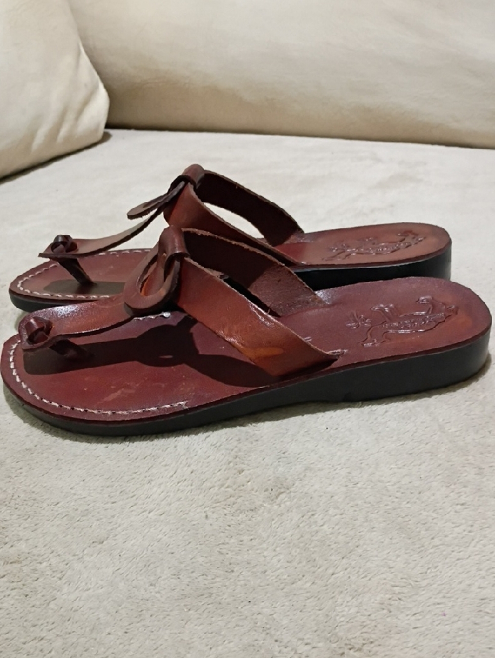 Brown Leather Thong Sandals with Ring Detail - Picture 3 of 6